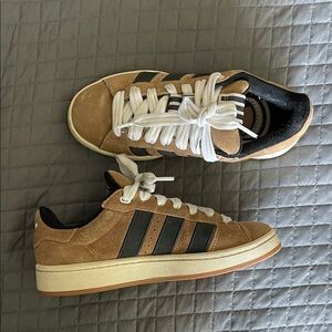 RARE Adidas Campus 00’s Y2K color way sz 7